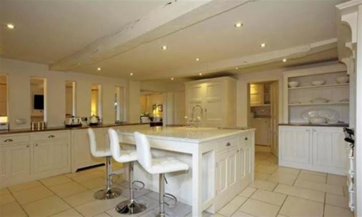 9 milyon liralık evi 27 liraya satıyor! - 7