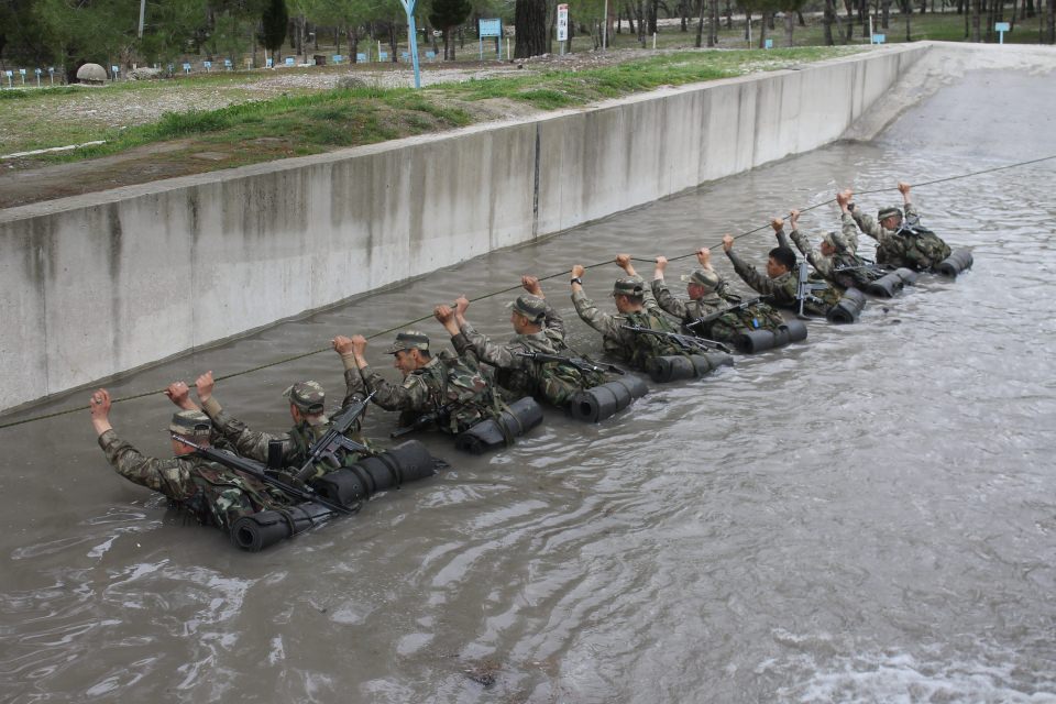 'Uzman Erbaş' olmak için gün sayıyorlar! - 12