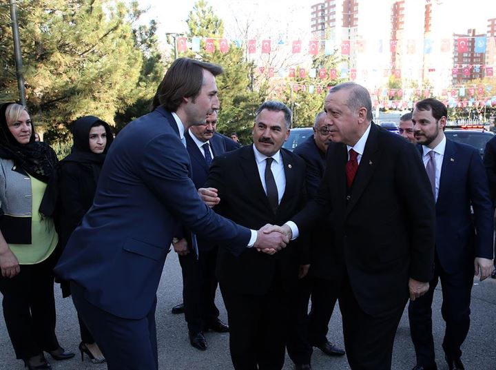 Cumhurbaşkanı Erdoğan Türkeş'in mezarını ziyaret etti - 2