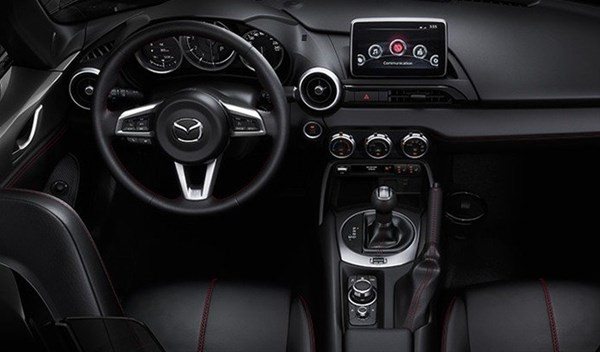 Yılın en iyi otomobilleri belli oldu - 10