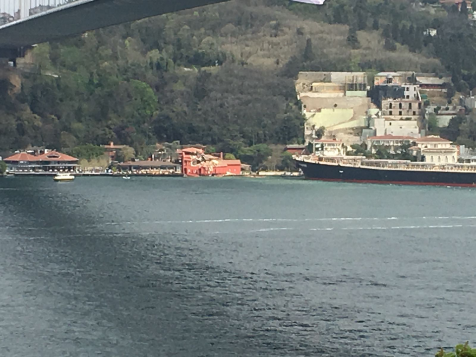 İstanbul Boğazı'nda gemi yalıya çarptı - 20