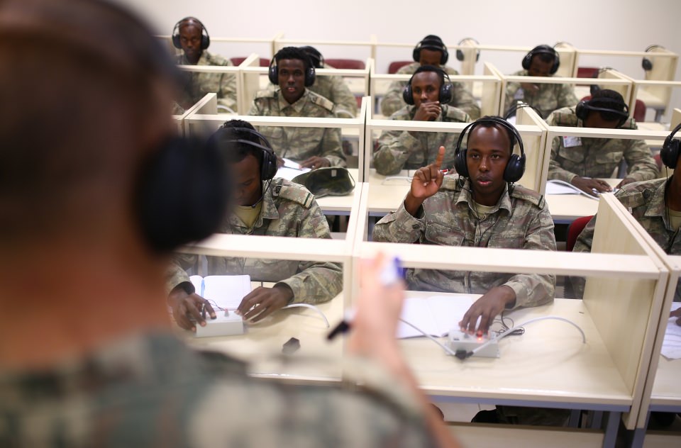 Türkiye'den Somalili askerlere özel eğitim - 30