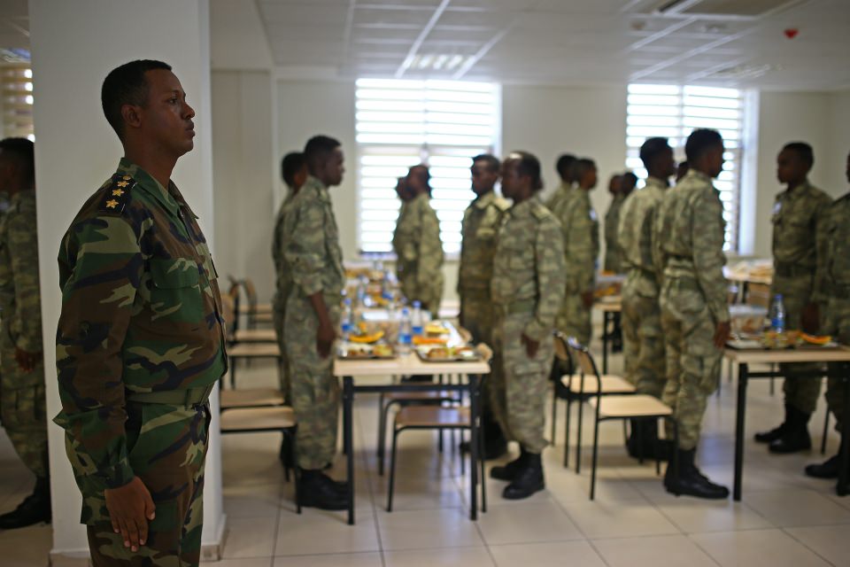 Türkiye'den Somalili askerlere özel eğitim - 38