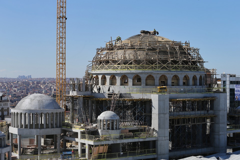Taksim'e yapılan caminin yüzde 90'ı tamamlandı - 1