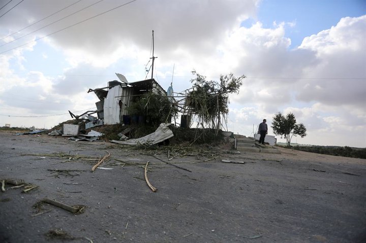 İsrail'den Gazze'ye hava saldırısı - 5