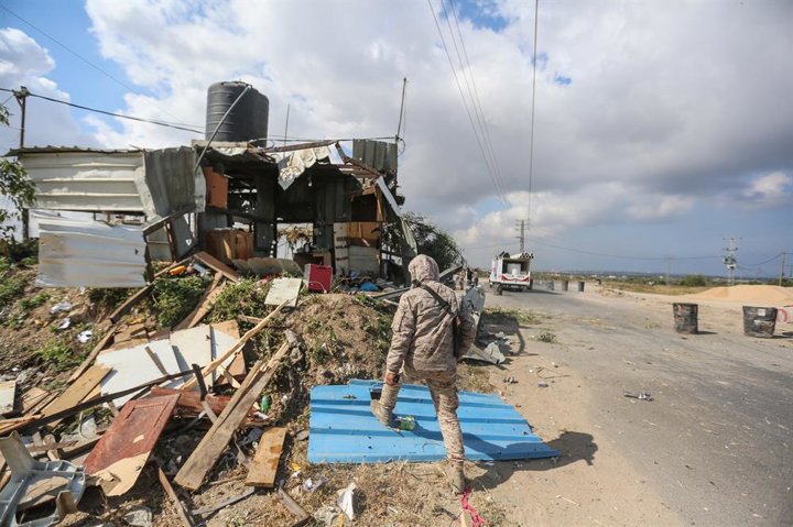 İsrail'den Gazze'ye hava saldırısı - 6