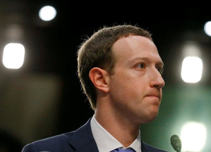 Facebook CEO'su Zuckerberg'in zor anları - 1
