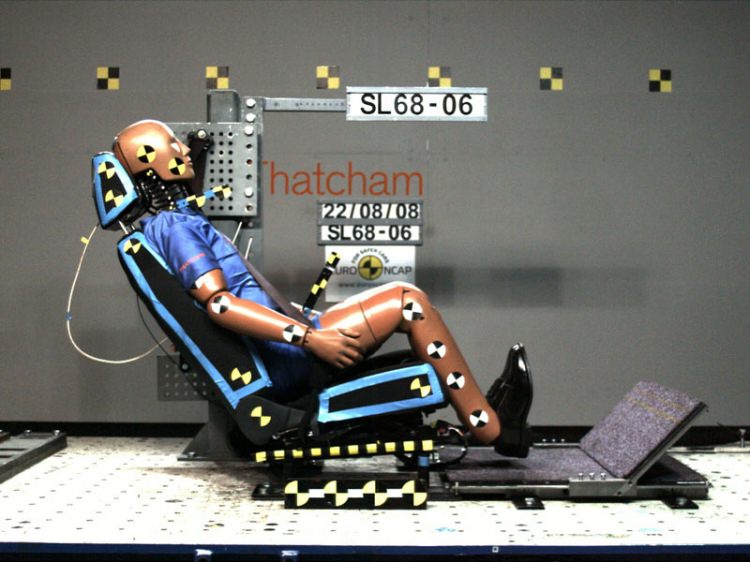 Dünyanın en güvenli 20 otomobili! - 1