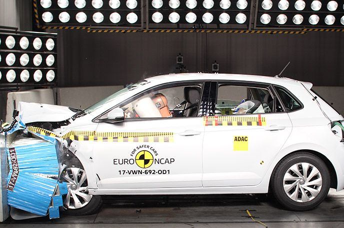 Dünyanın en güvenli 20 otomobili! - 5