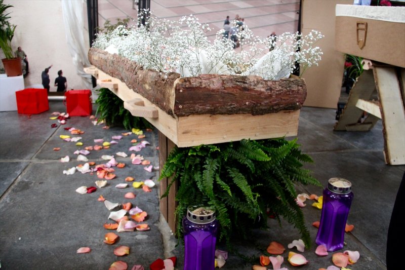 Cenaze fuarında yeni akım malzemeler tanıtıldı - 0