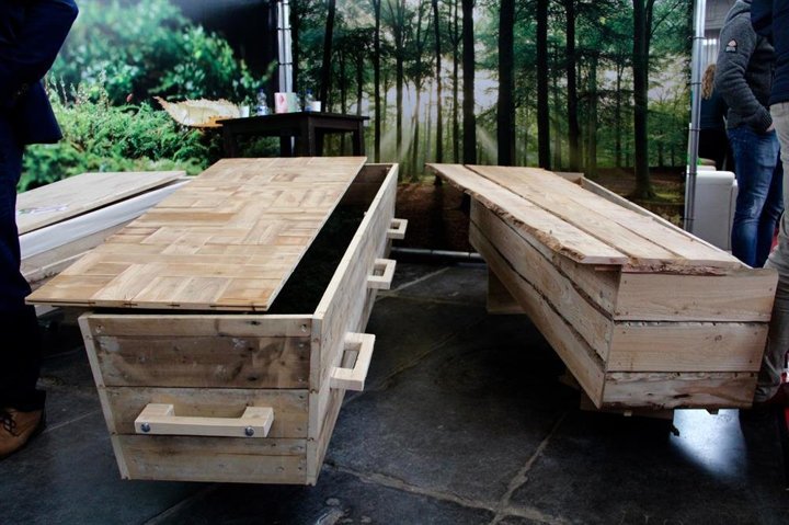 Bu da oldu: Cenaze fuarı düzenlendi - 7