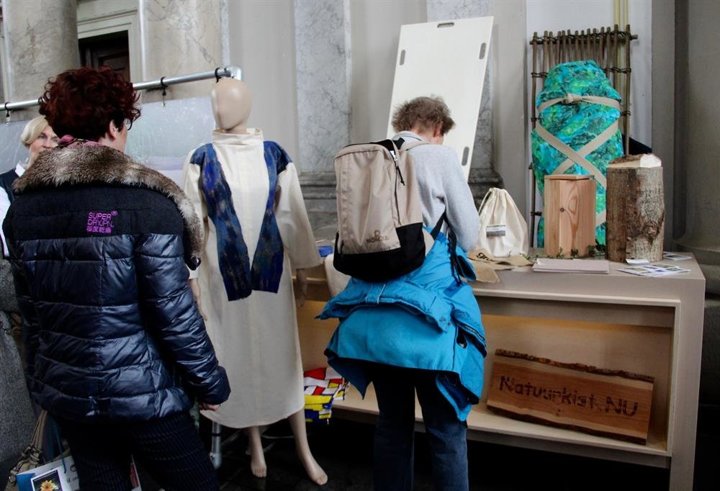 Bu da oldu: Cenaze fuarı düzenlendi - 8