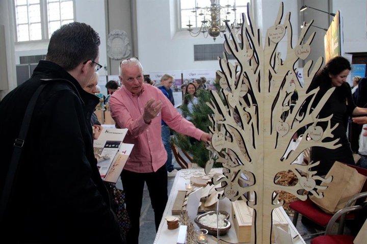 Bu da oldu: Cenaze fuarı düzenlendi - 9