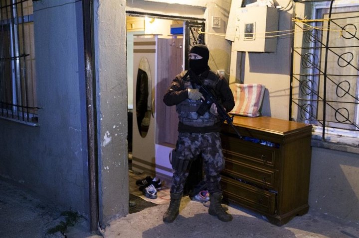 İstanbul'da helikopter destekli uyuşturucu operasyonu - 6