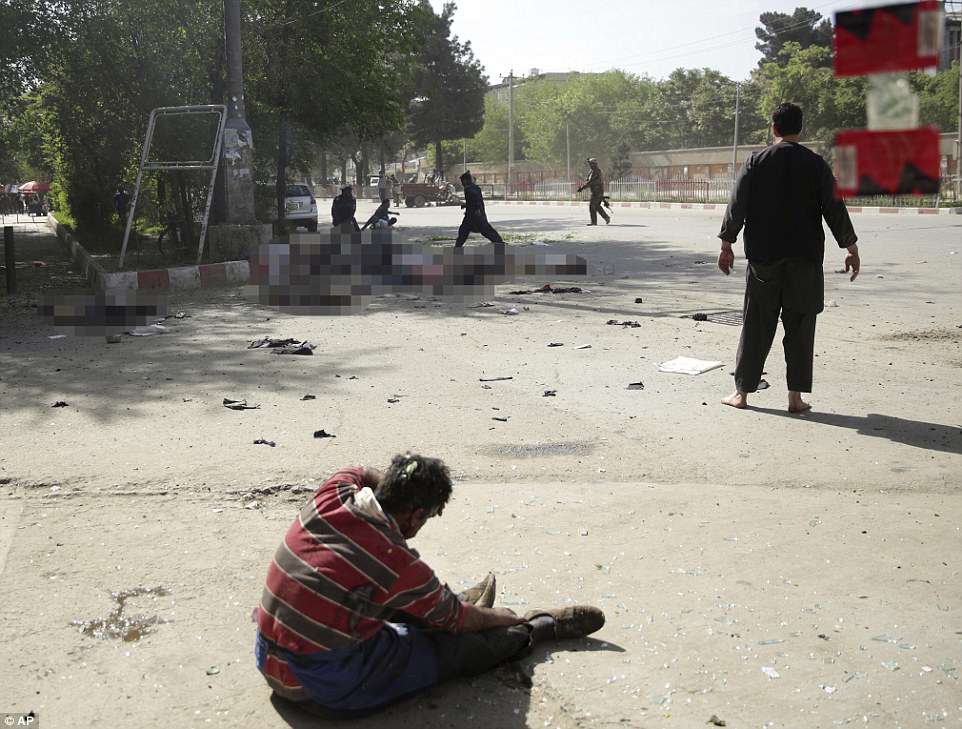 Afganistan'da kanlı gün! - 0