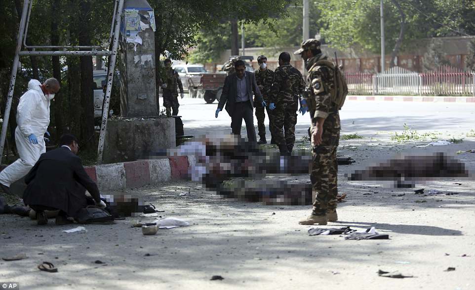 Afganistan'da kanlı gün! - 0