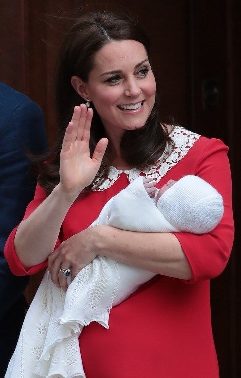 Kate Middleton ve Prens William’ın üçüncü çocukları Prens Louis Arthur Charles’ın ilk fotoğrafları yayınlandı - 3