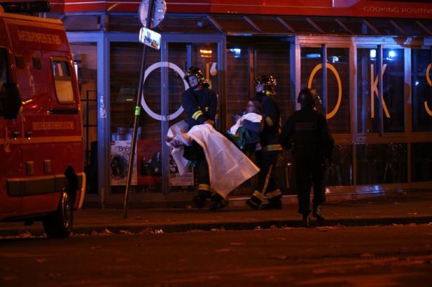 Paris'te yaşanan saldırıdan ilk görüntüler - 17