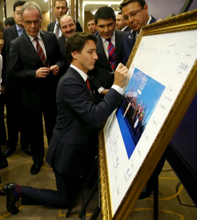 Aile fotoğrafına imza attılar - 27