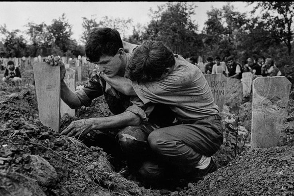 Bosna Savaşı'nın unutulmayan fotoğrafları - 1