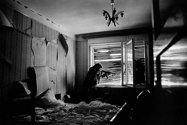 Bosna Savaşı'nın unutulmayan fotoğrafları - 7