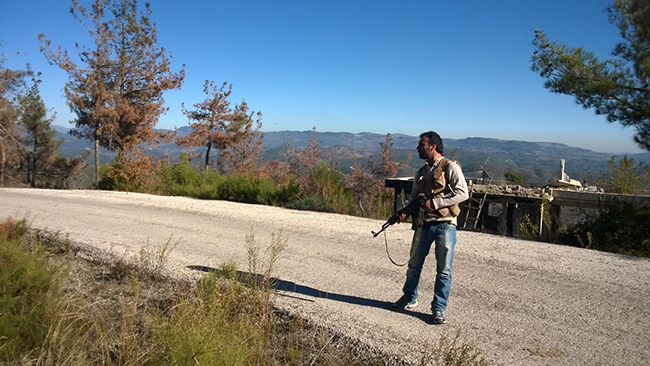 Türkmen Dağı'nda ele geçirilen mevzilerden özel fotoğraflar - 8