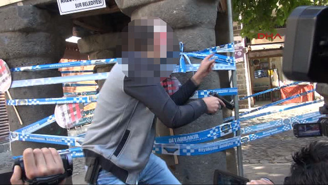 Diyarbakır'daki çatışma anından kareler - 28