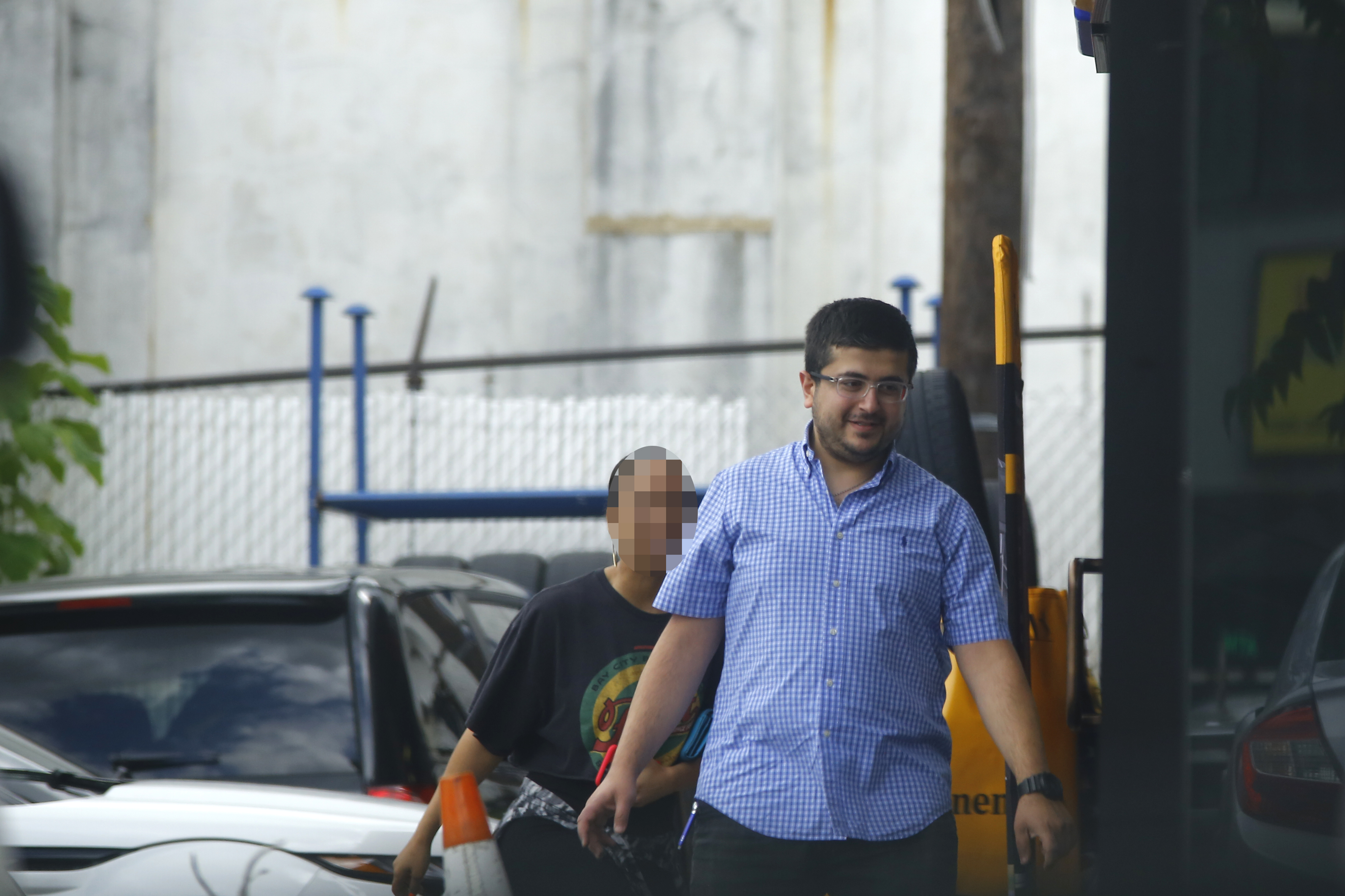 Adil Öksüz'ün kayınbiraderi ABD Bayrağı'nı öperken görüntülendi - 3