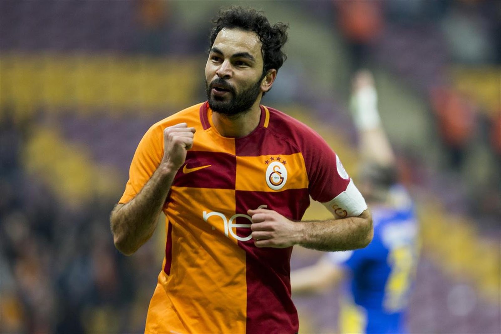 İşte futbolcuların Türk lirası cinsinden maaşları - 3