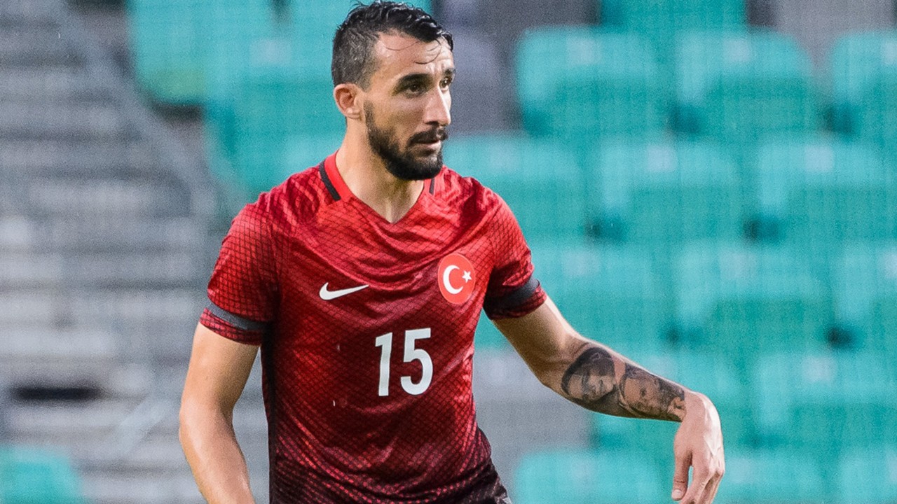 İşte futbolcuların Türk lirası cinsinden maaşları - 7