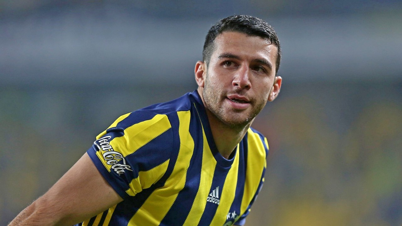 İşte futbolcuların Türk lirası cinsinden maaşları - 14