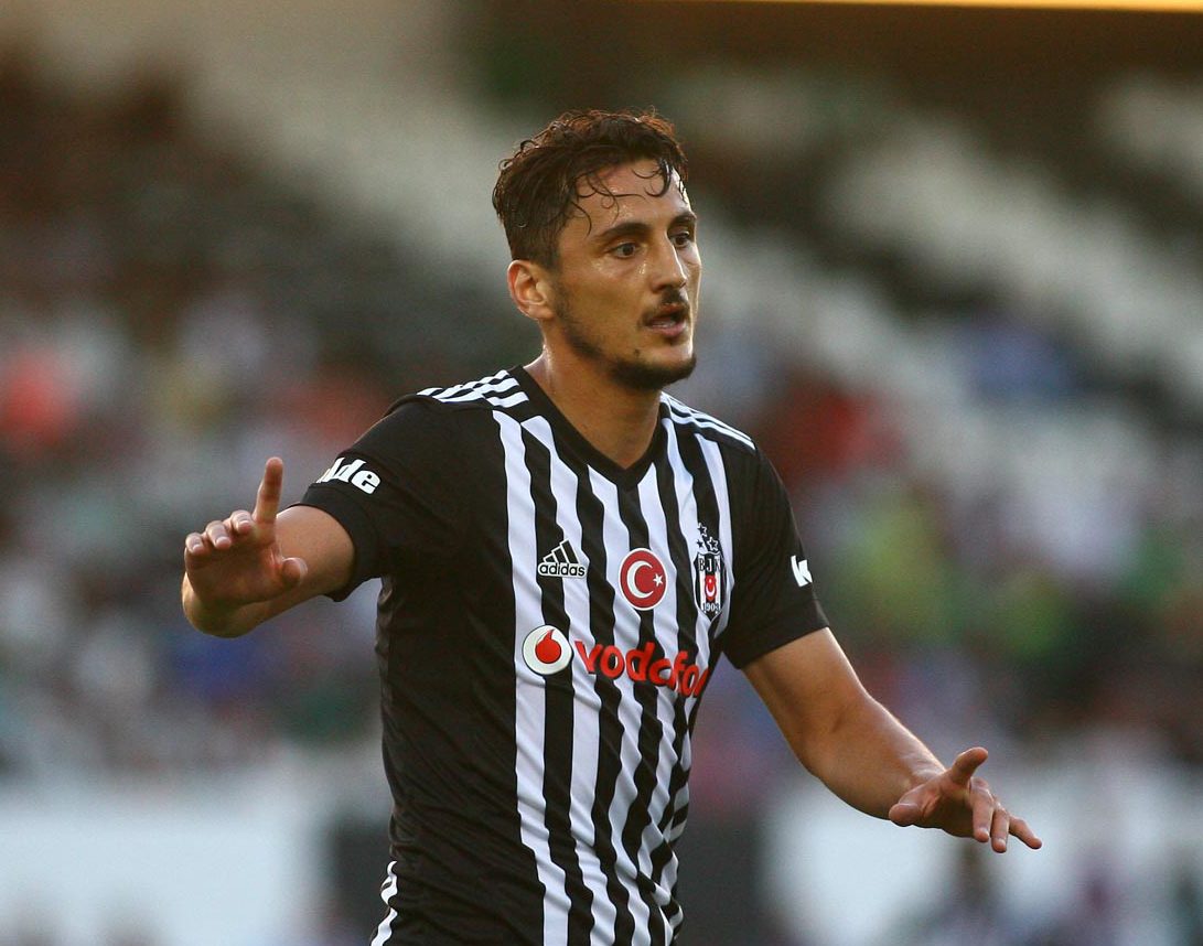 İşte futbolcuların Türk lirası cinsinden maaşları - 15