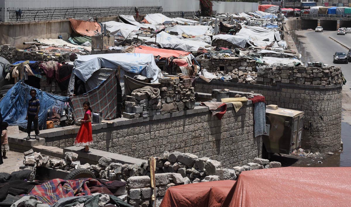 Eski hayatlarının molozların'da, hayatta tutunan ailelerle tanışın - 4