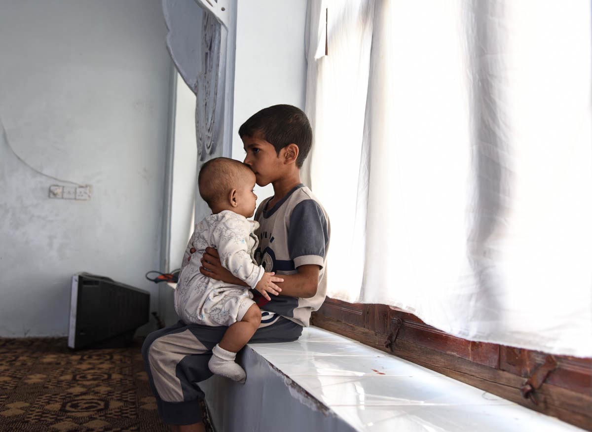 Eski hayatlarının molozların'da, hayatta tutunan ailelerle tanışın - 7