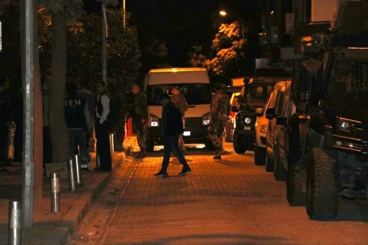 Rahip Brunson'un mahkemeye götürülme anı - 2