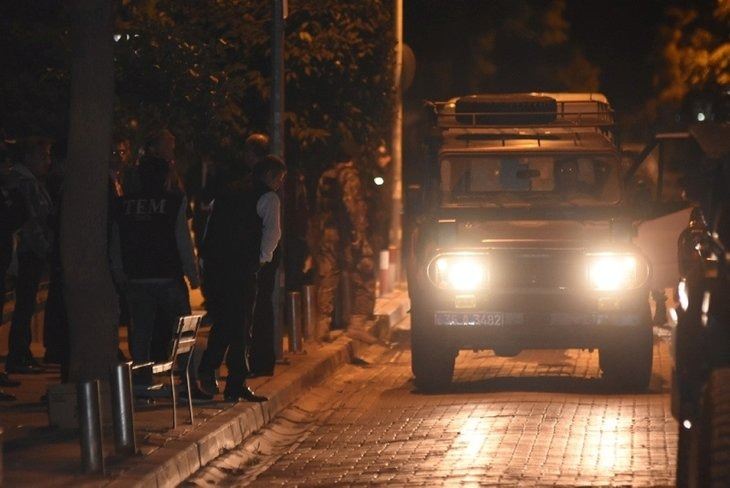 Rahip Brunson'un mahkemeye götürülme anı - 3