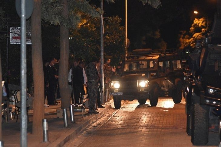 Rahip Brunson'un mahkemeye götürülme anı - 4