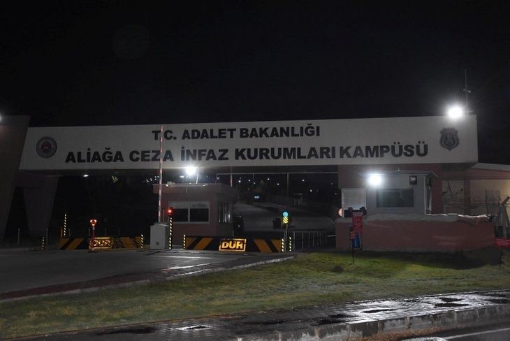 Rahip Brunson'un mahkemeye götürülme anı - 17