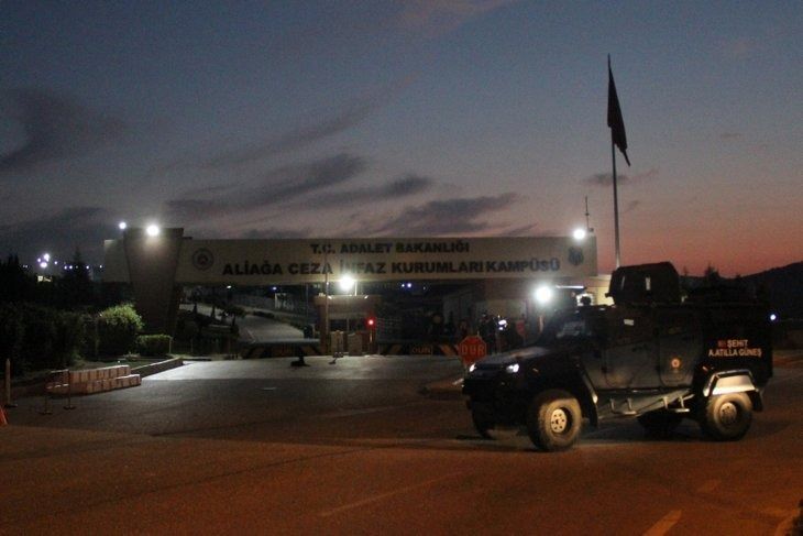 Rahip Brunson'un mahkemeye götürülme anı - 31