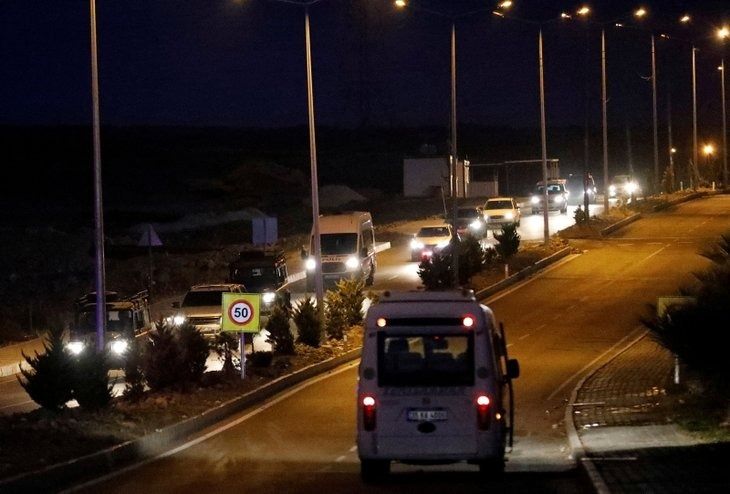 Rahip Brunson'un mahkemeye götürülme anı - 32