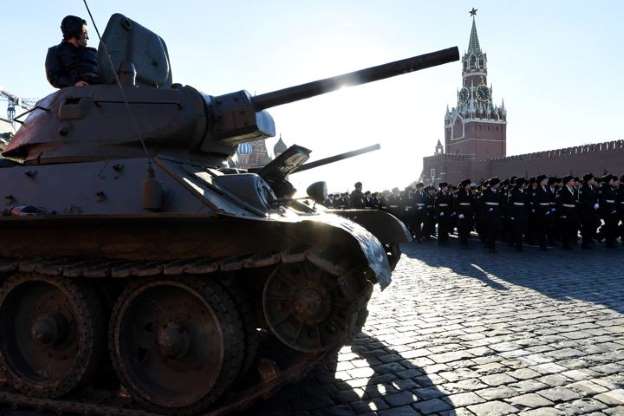 Rusya, Kızıl Meydanda dünyaya göz dağı verdi - 0