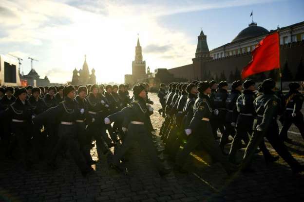 Rusya, Kızıl Meydanda dünyaya göz dağı verdi - 0