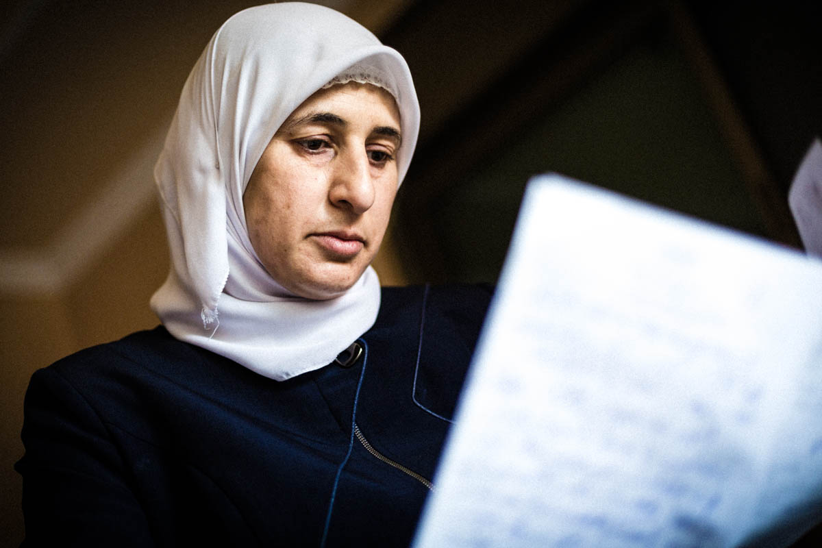 Filistinlilerin, ayda bir  defa İsrail hapishanelerindeki yakınlarını görmek için çektikleri zorluklar - 13