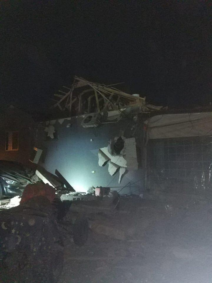 Siyonist İsrail Gazze Şeridi'ne hava saldırısı başlattı - 10