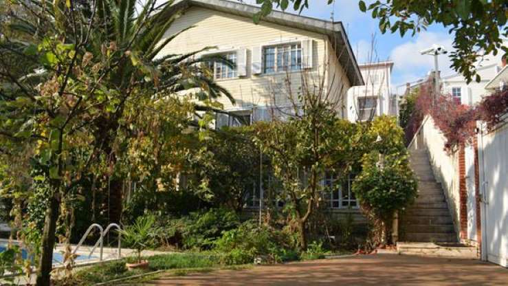 Özal Ailesinin köşkü satılığa çıktı - 9