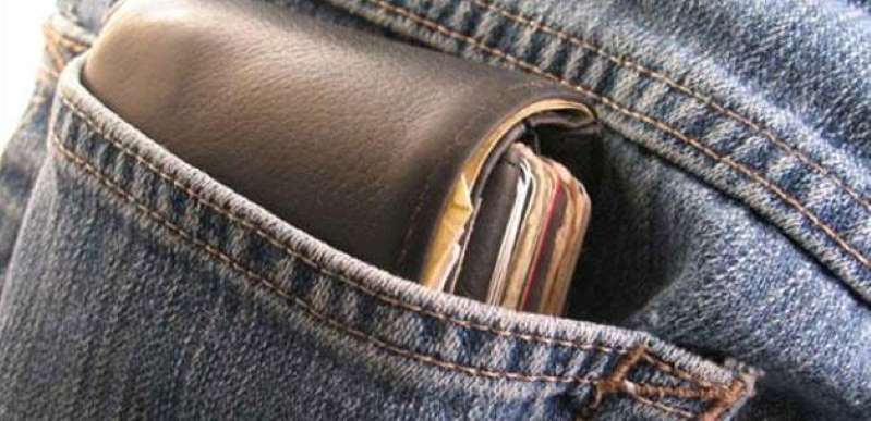 Cüzdanı arka cepte taşımak bel ağrısına neden oluyor - 4