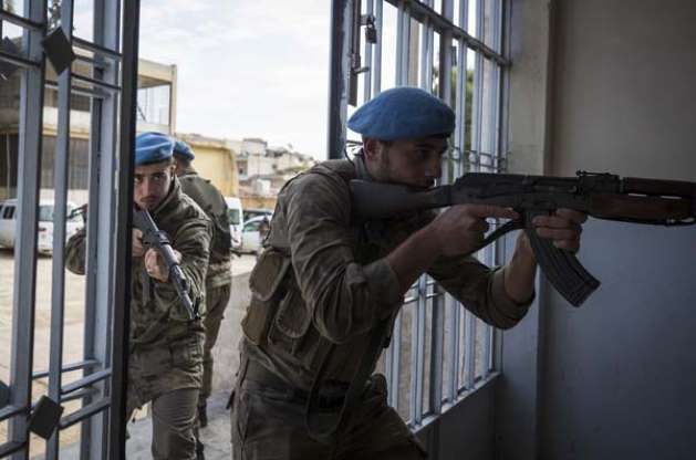 Suriye'nin Komando'larını, Polis Özel Harekat (PÖH)  yetiştiriyor - 5