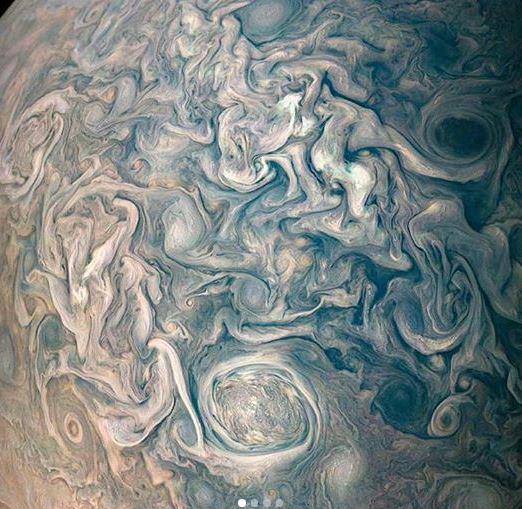 NASA'nın Juno Uzay Arcı, Jüpiter'deki bulutların muhteşem fotoğraflarını çekti - 1