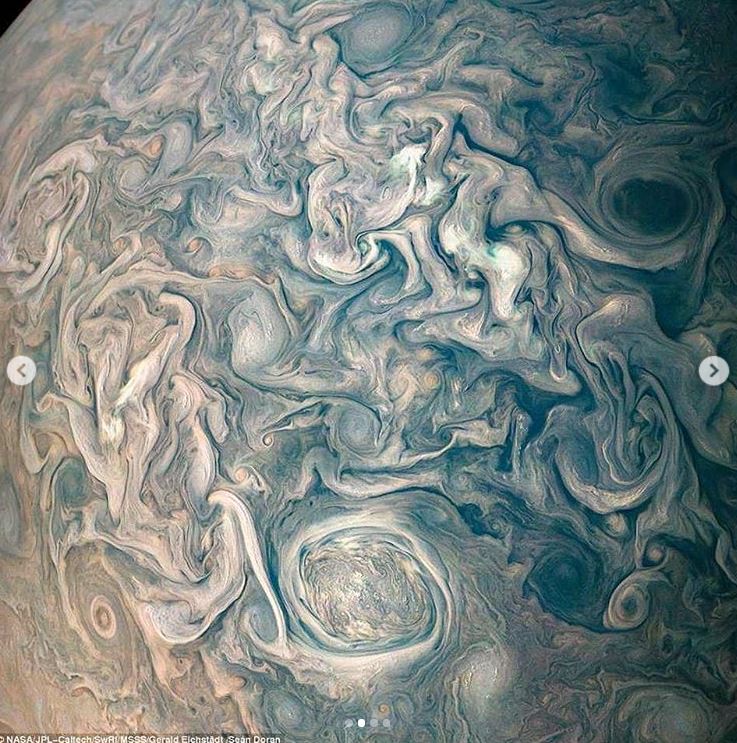 NASA'nın Juno Uzay Arcı, Jüpiter'deki bulutların muhteşem fotoğraflarını çekti - 3