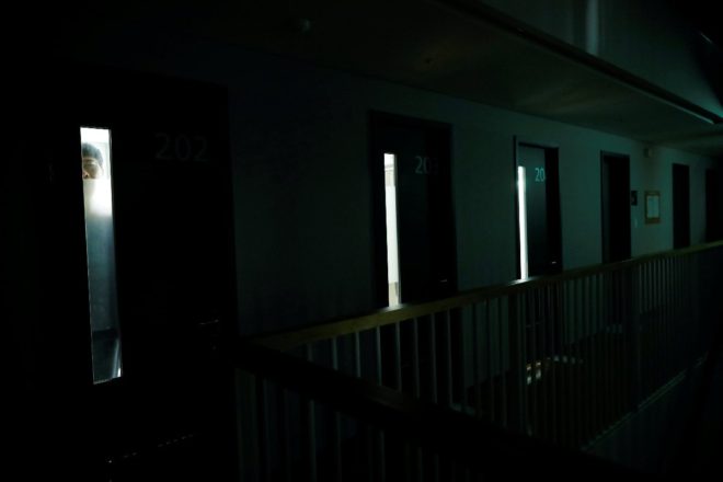 Bu hapishaneye parasız girilmiyor - 6